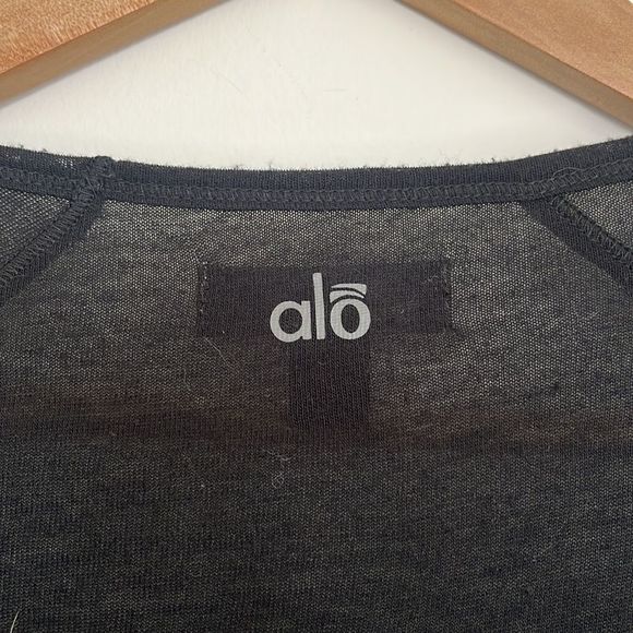 ALO Yoga Long Sleeve Tee - Picture 3 of 5